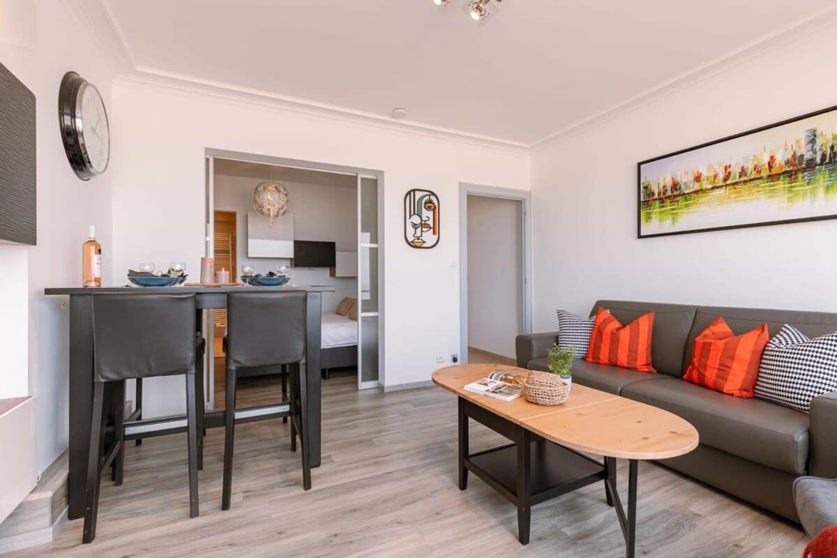 Huswell - Brand New Apartment With A View Oostende Bagian luar foto